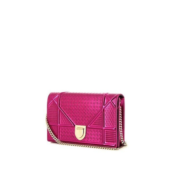 COPY - Christian Dior WOC Metallic Pink - Picture 1 of 7